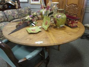 round oak table