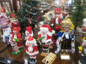 Holiday Steinbach items