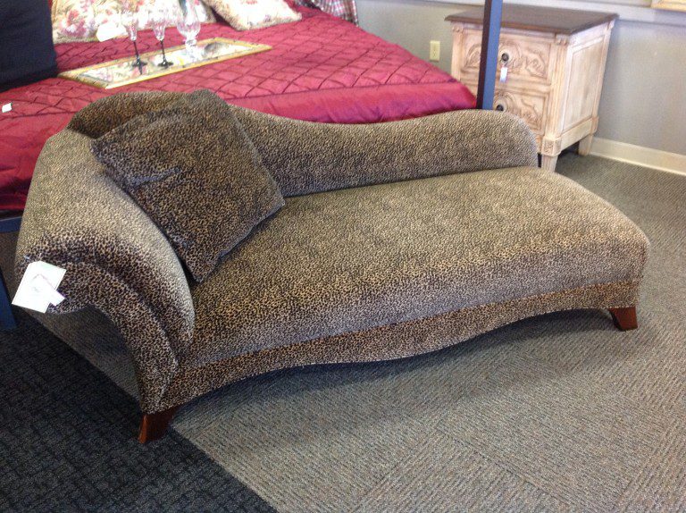 A Used Furniture Store Nearby That Sells Top Notch Products