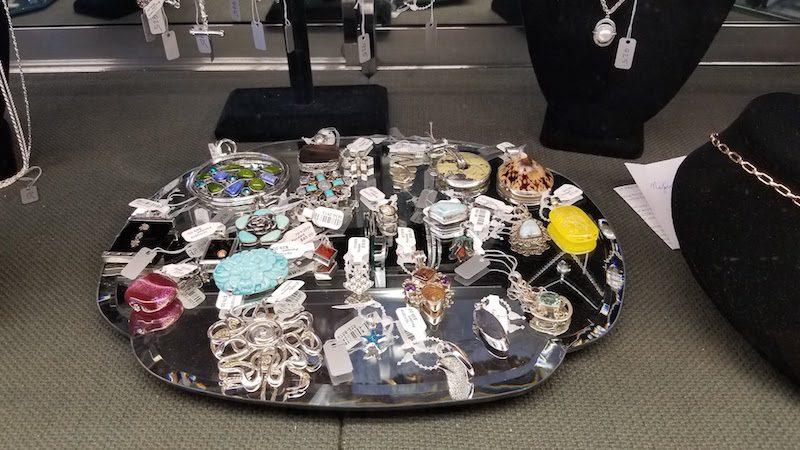 Sell Jewelry On Consignment Near Me